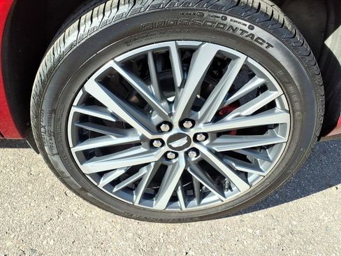 Used 2023 Cadillac XT6 Sport w/ LPO, Floor Liner Package image 9