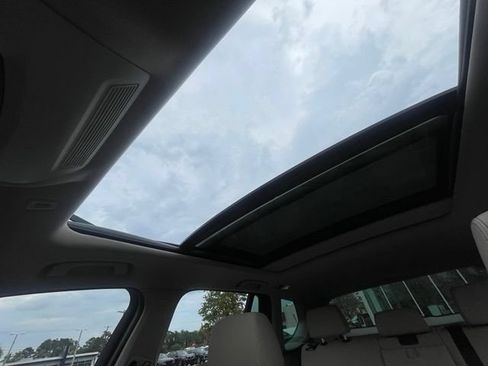 Used 2017 BMW X3 sDrive28i RWD image 14