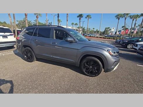 Used 2022 Volkswagen Atlas SE image 33