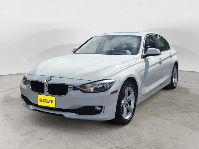 Used 2014 BMW 320i xDrive Sedan AWD/4WD image 1