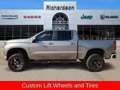 Used 2021 Chevrolet Silverado 1500 LT w/ Texas Edition Plus AWD/4WD image 3