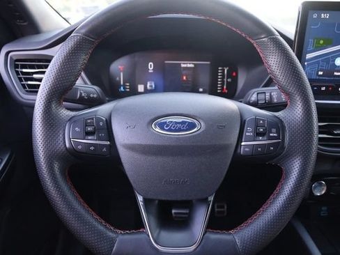 Certified 2023 Ford Escape ST-Line FWD image 11