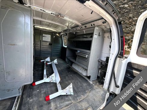 Used 2013 Chevrolet Express 2500 w/ Chrome Appearance Package RWD image 19