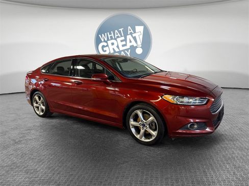 Used 2014 Ford Fusion SE w/ Equipment Group 201A image 1