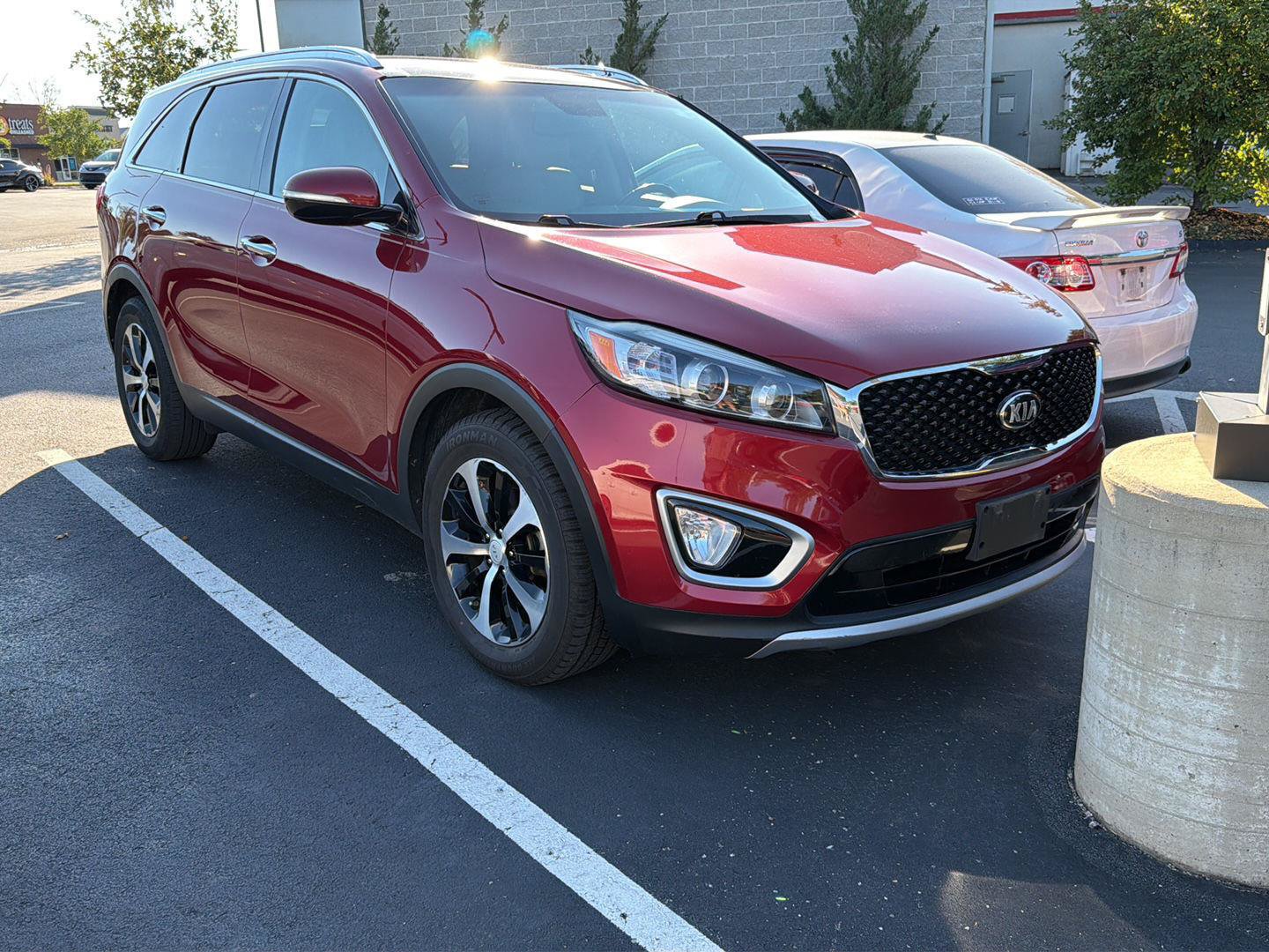 Used 2016 Kia Sorento EX w/ EX Touring Package FWD image 1