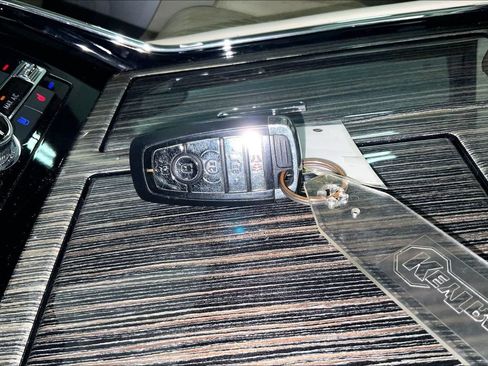 Used 2020 Lincoln Navigator Black Label AWD/4WD image 9