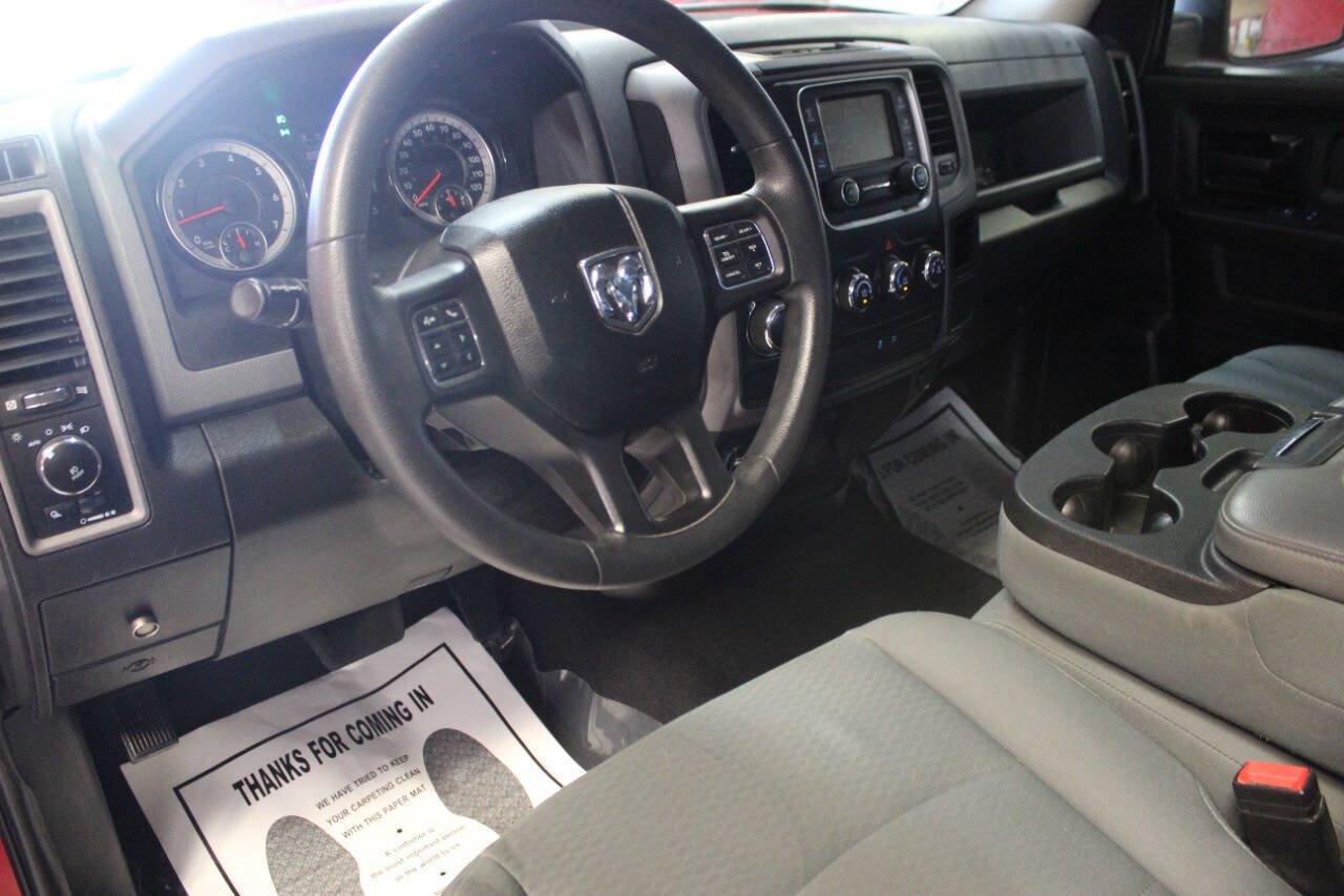 Used 2020 RAM 1500 Tradesman w/ Tradesman SXT Package RWD image 16