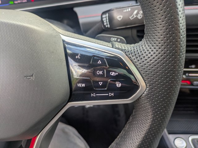 Used 2025 Volkswagen Jetta GLI Autobahn FWD image 21