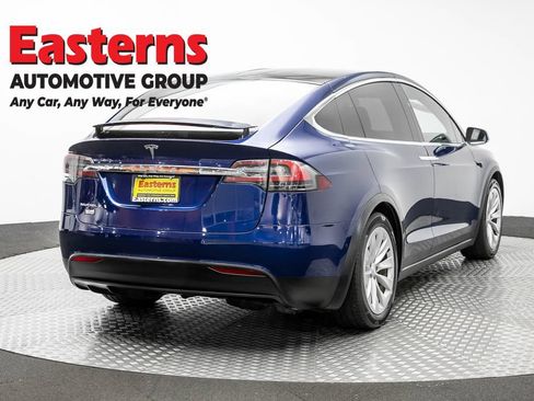 Used 2017 Tesla Model X 100D AWD/4WD image 5