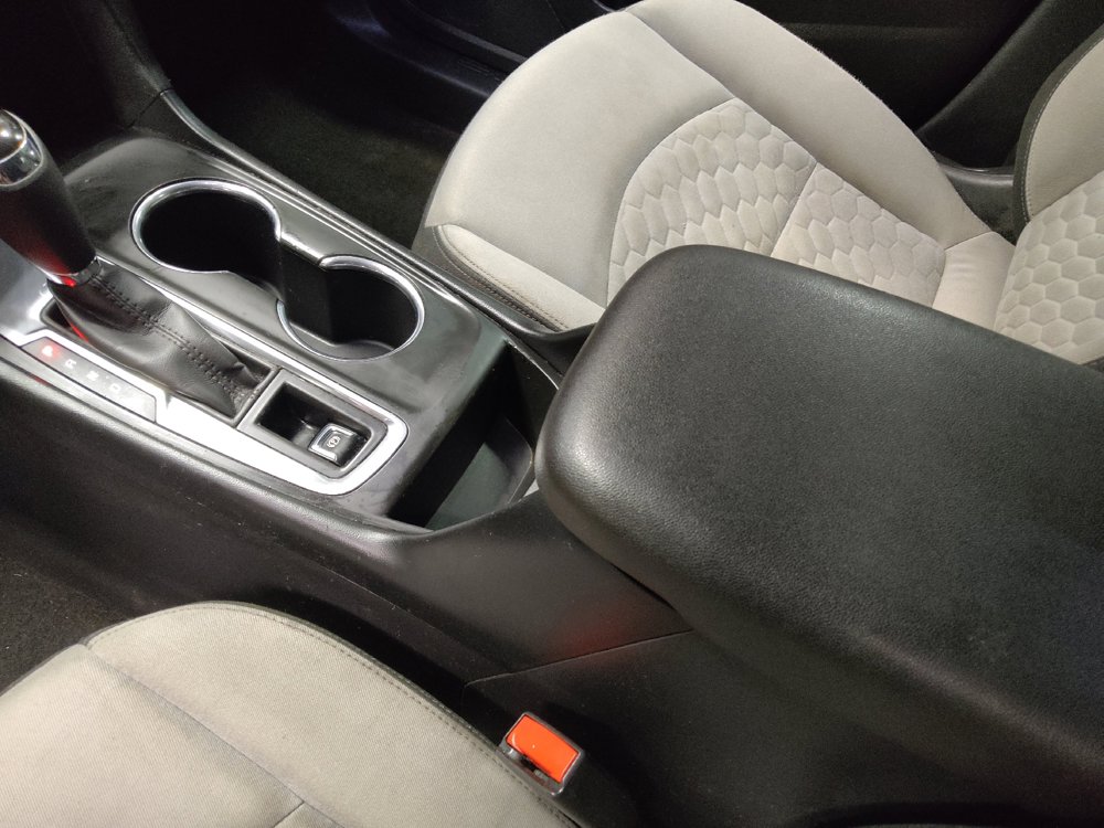 Used 2019 Chevrolet Equinox LS w/ LS Convenience Package FWD image 26