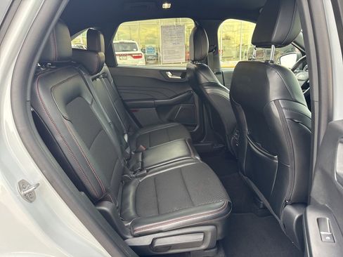 Used 2025 Ford Escape ST-Line Select image 27