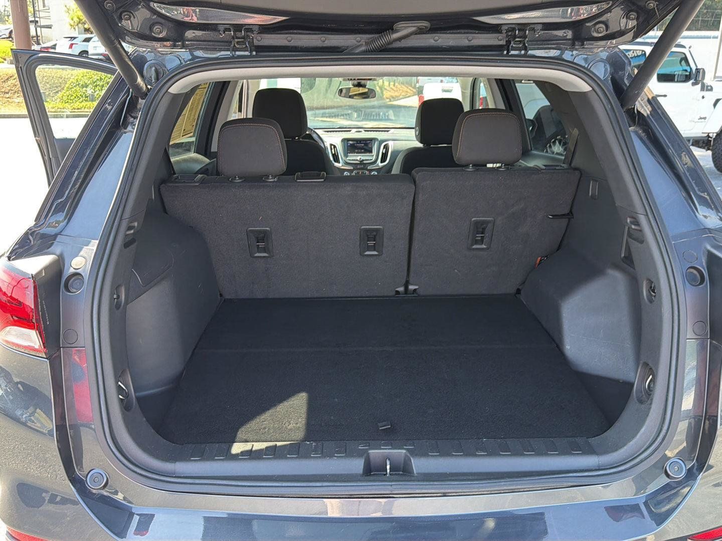 Used 2022 Chevrolet Equinox LT FWD image 32