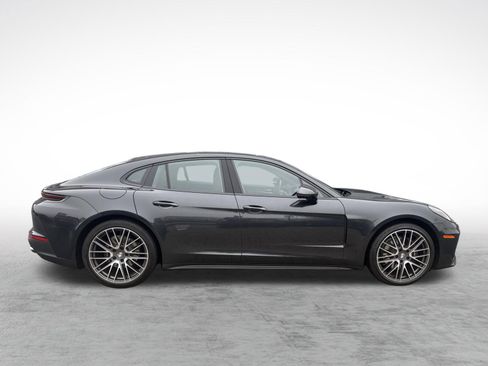 Used 2024 Porsche Panamera RWD image 10
