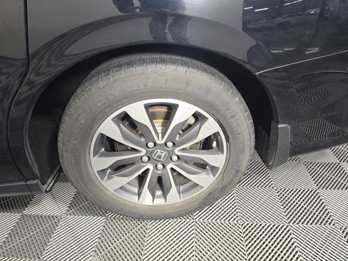 Used 2022 Honda Odyssey EX-L image 25