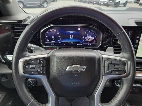 Used 2023 Chevrolet Silverado 1500 LT Trail Boss w/ Convenience Package II image 32