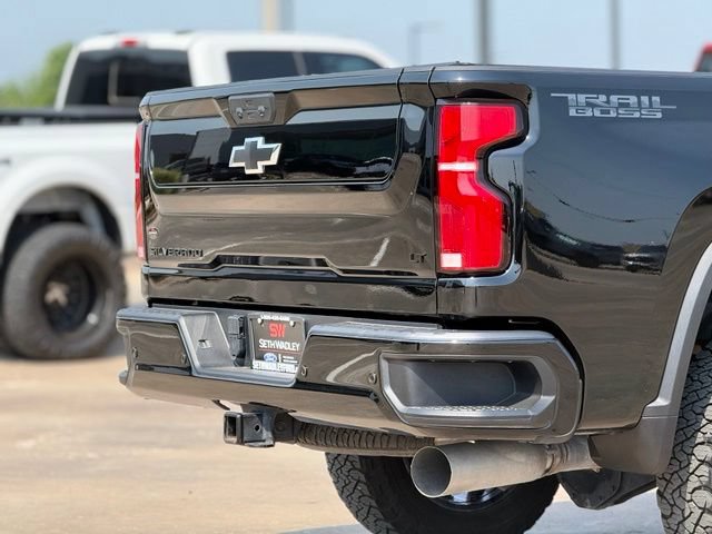 Used 2025 Chevrolet Silverado 2500 LT w/ Trail Boss Package AWD/4WD image 17