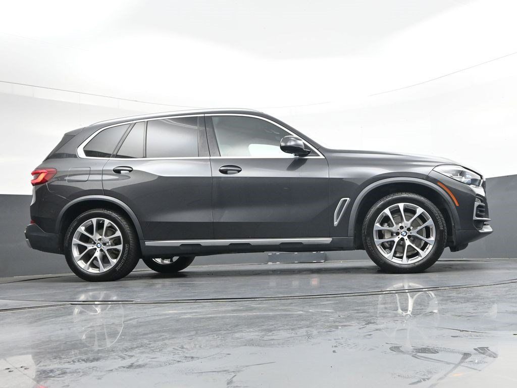 Used 2019 BMW X5 xDrive40i w/ Premium Package 2 AWD/4WD image 34