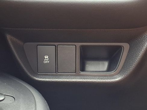 New 2026 Honda HR-V LX image 24
