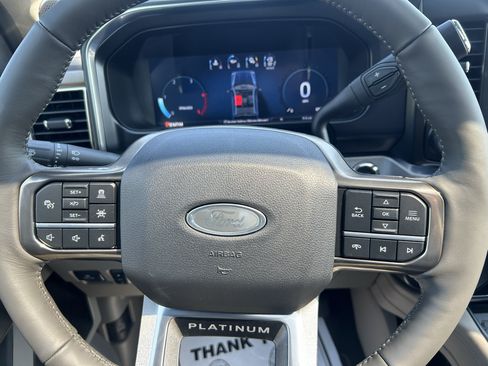 New 2026 Ford F250 Platinum w/ Platinum Plus Package AWD/4WD image 14