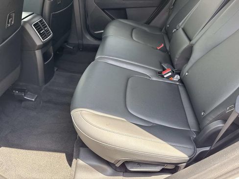 Used 2025 Kia Sportage EX FWD image 15