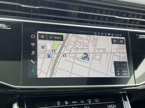 Used 2021 Audi RS Q8 image 25