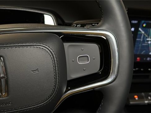 New 2026 Lincoln Nautilus Reserve image 27