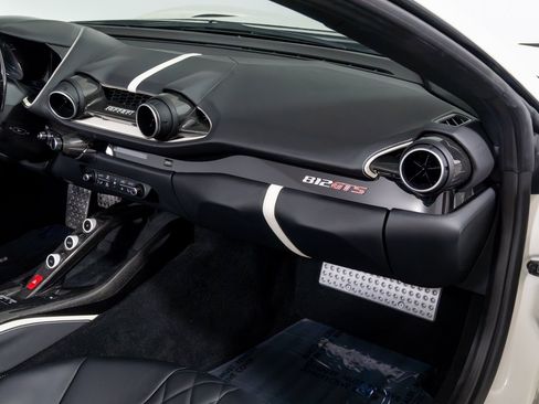 Used 2021 Ferrari 812 GTS RWD image 38