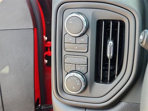 New 2025 GMC Sierra 2500 Pro w/ Convenience Package image 17