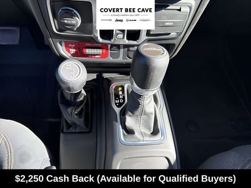 New 2025 Jeep Gladiator Willys image 31