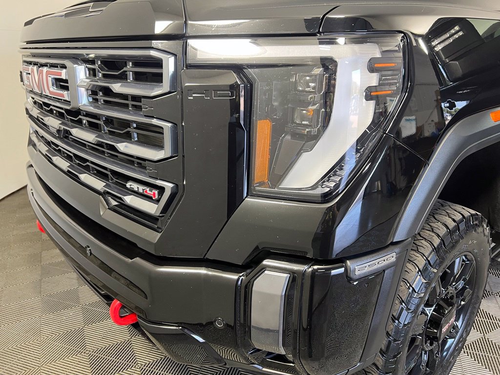 Certified 2024 GMC Sierra 2500 AT4 w/ AT4 Premium Plus Package AWD/4WD image 40