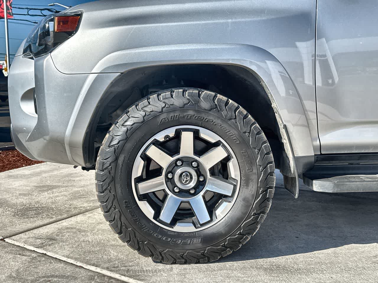 Used 2021 Toyota 4Runner TRD Off-Road AWD/4WD image 8
