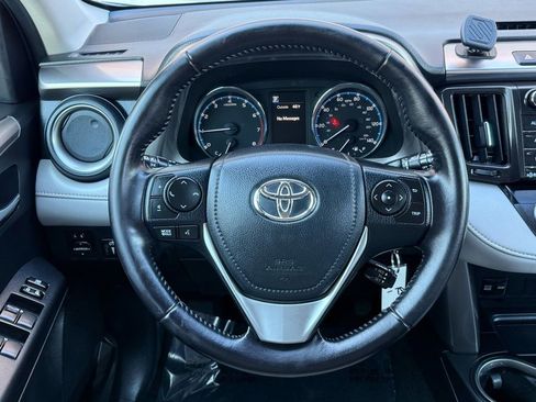 Used 2016 Toyota RAV4 XLE image 25