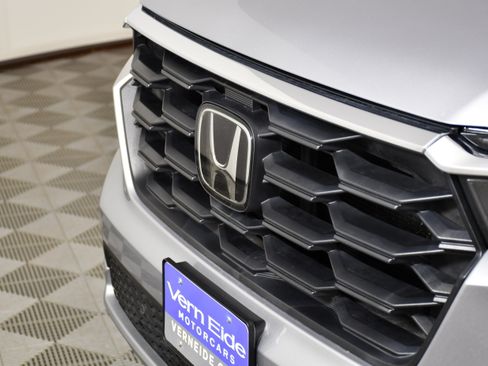 Certified 2025 Honda Pilot EX-L image 11