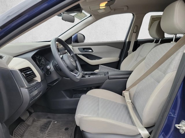 Used 2021 Nissan Rogue SV FWD image 17