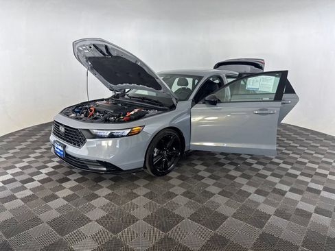 Certified 2025 Honda Accord Sport image 11