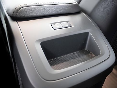 New 2025 Volvo XC60 T8 Plus w/ Protection Package Premier image 30