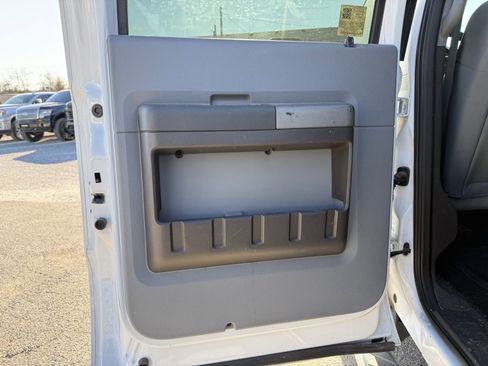 Used 2011 Ford F350 XLT image 26