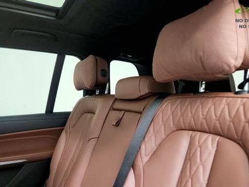 Used 2026 BMW X7 M60i AWD/4WD image 48