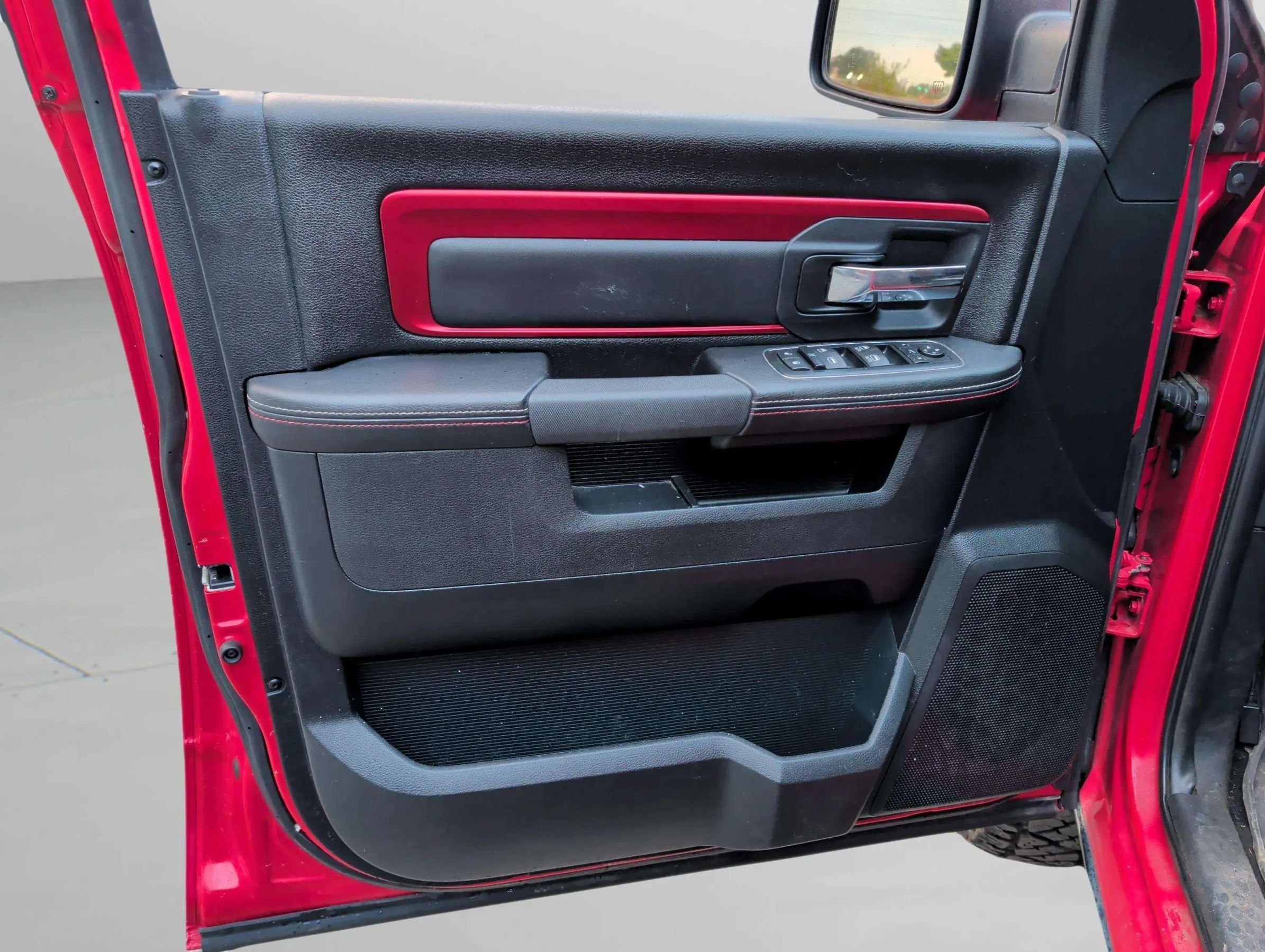 Used 2017 RAM 1500 Rebel w/ Luxury Group AWD/4WD image 18
