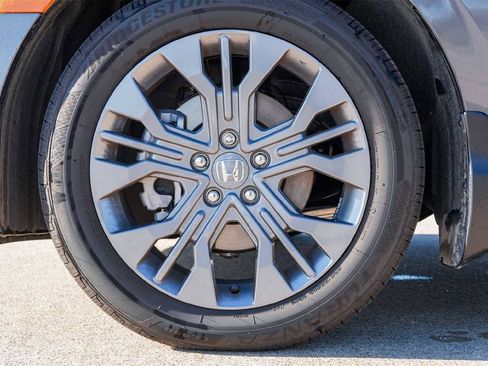 Certified 2026 Honda Odyssey Touring image 8