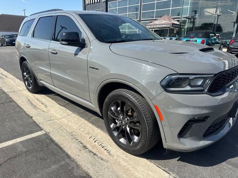 Used 2023 Dodge Durango R/T RWD image 9