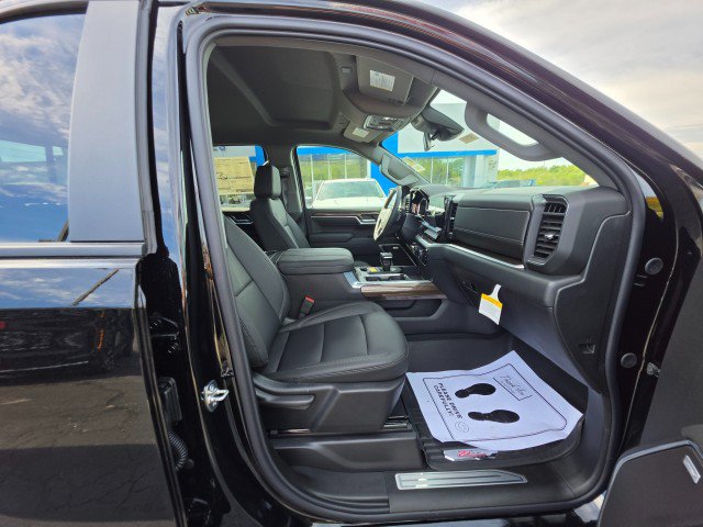 New 2026 Chevrolet Silverado 1500 RST w/ Convenience Package II AWD/4WD image 13