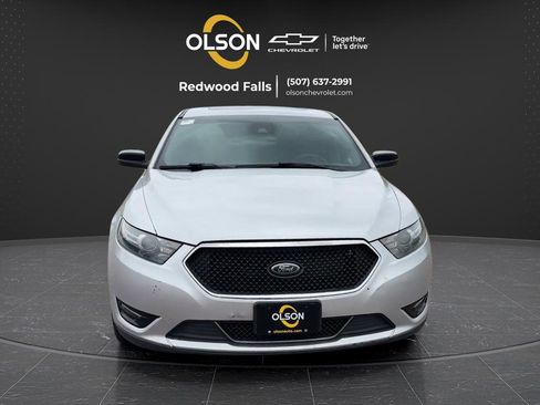 Used 2018 Ford Taurus SHO AWD/4WD image 8