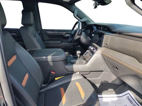 Used 2024 GMC Sierra 1500 AT4 w/ Technology Package image 15