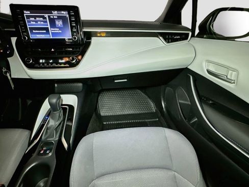 Used 2022 Toyota Corolla SE image 28