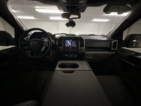 Used 2019 Ford F150 XLT w/ Equipment Group 302A Luxury AWD/4WD image 20