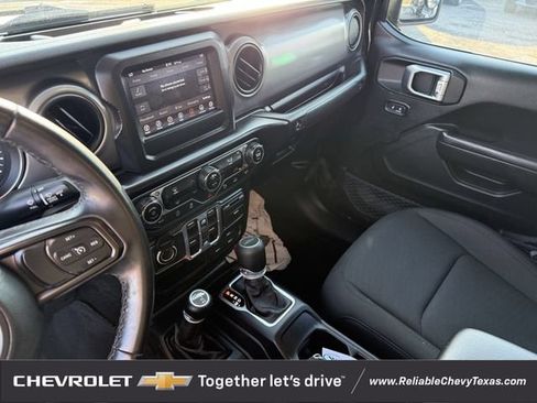 Used 2020 Jeep Gladiator Sport w/ Quick Order Package 24S AWD/4WD image 8
