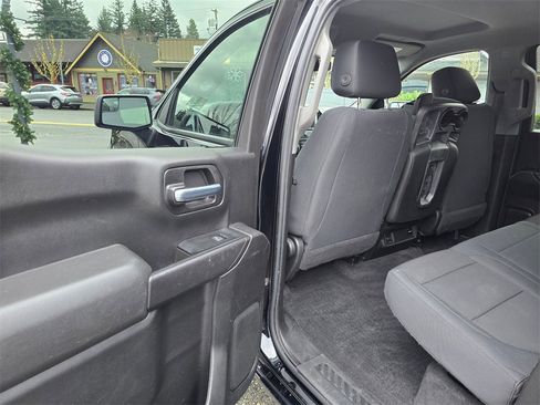 Used 2020 Chevrolet Silverado 1500 Custom image 16