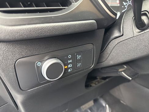 Used 2022 Ford Escape SE FWD image 25