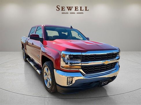 Used 2018 Chevrolet Silverado 1500 LT w/ Texas Edition image 7